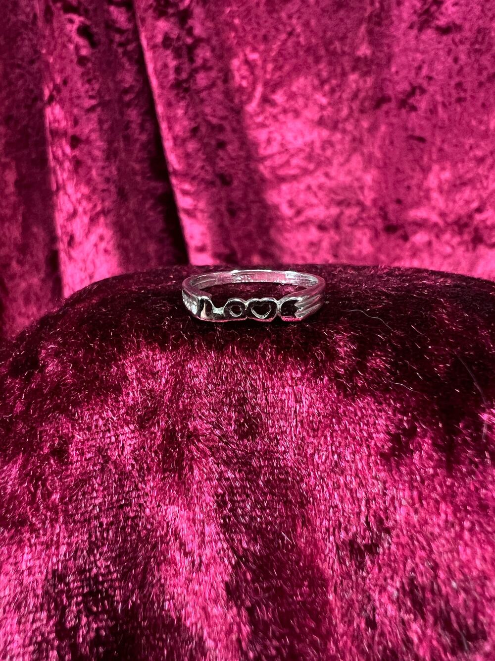 Vintage Sterling Silver LOVE Ring - Heart and Arrow Simple Band - Size 5.25